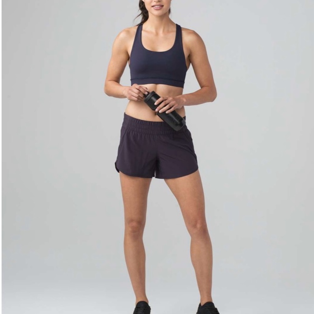 Lululemon" Tracker Short V (4") Boysenberry